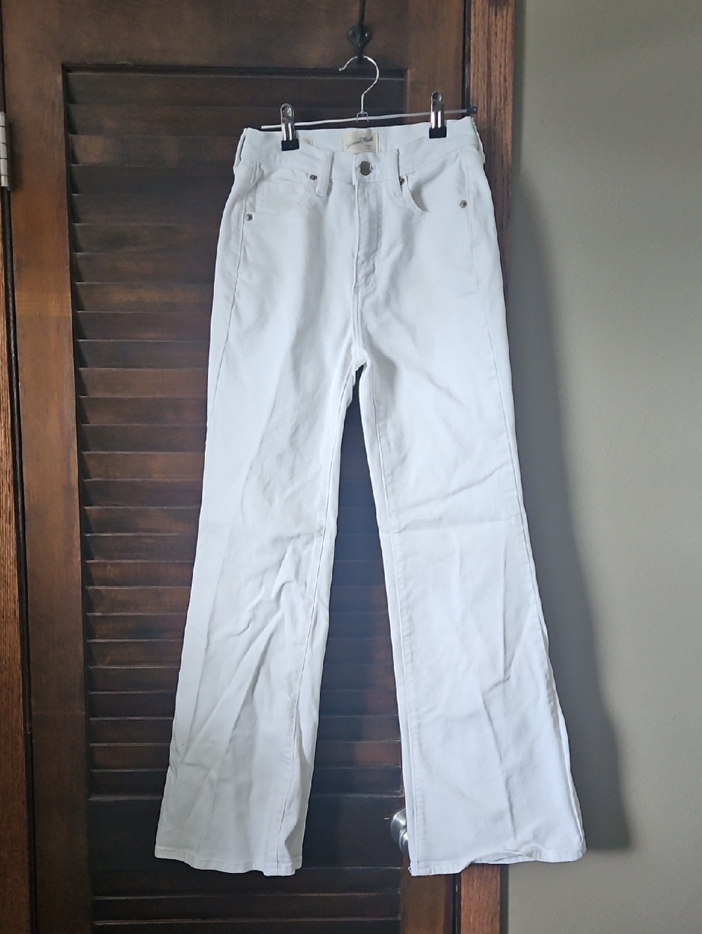Universal Thread White Flare Jeans